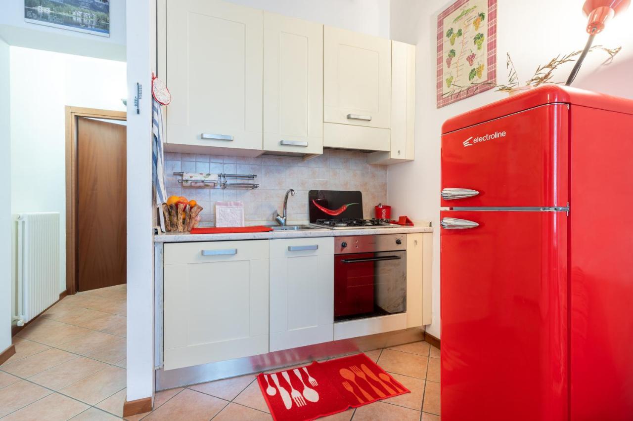 Parma Historic Center Apartment 7Min From Duomo Exterior photo